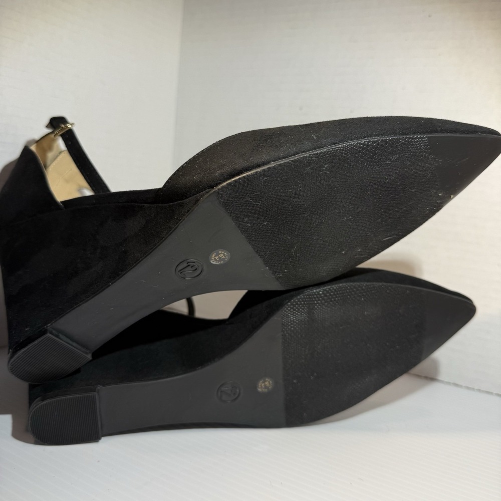 Liz Claiborne Hawkin Pointed Toe Ankle Strap Faux Suede Black Wedge Heels 12 M - Picture 12 of 15